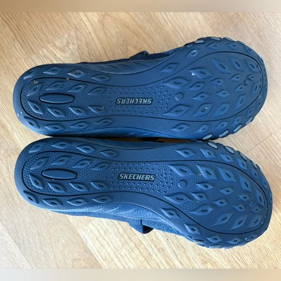 Women’s Skechers Breathe Easy Relaxed Fit Lucky Lady Navy Flats Size 9.5 - Picture 6 of 6